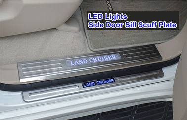 चीन टोयोटा लैंड क्रूजर FJ200 2008 -2014 एलईडी लाइट स्टेनलेस स्टील दरवाजे की ओर देहली आपूर्तिकर्ता